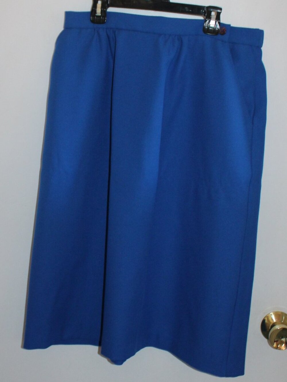 Vintage solid blue, knee-length straight skirt